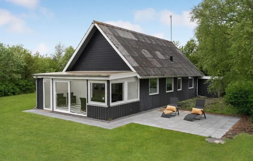 Stunning Home In Vemb With Wifi - Image 1