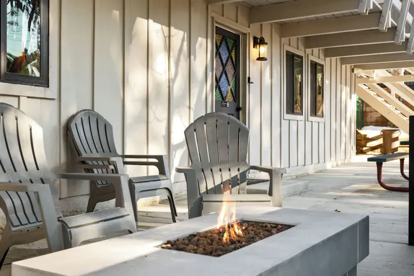Timber Wolf Tavern - Image 1
