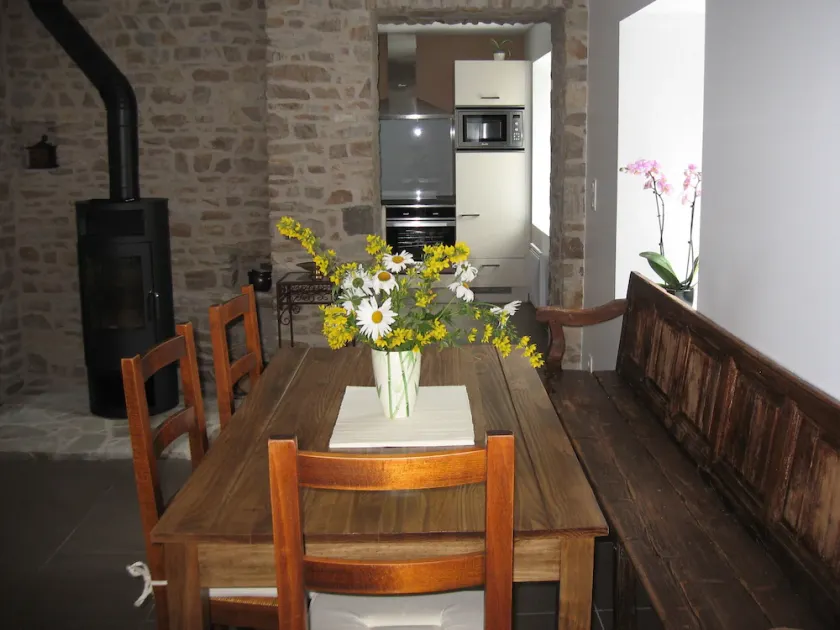 Gite Andrée, 800m from the beach in Pirou, garden, terrace, wifi, wood stove - Image 1
