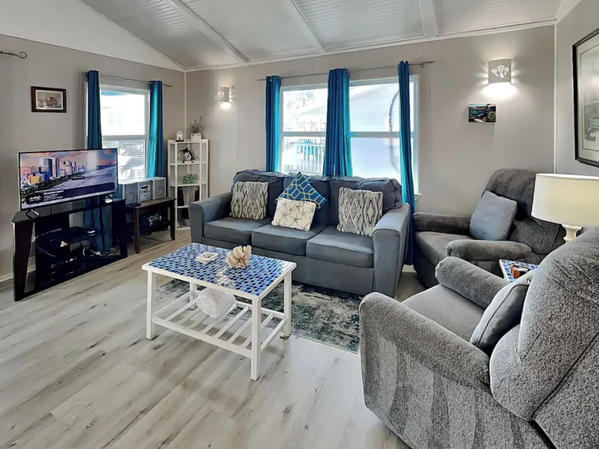 Bayview Cottage - Image 1