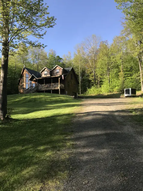 Log Cabin Retreat - Chester, VT 25 Acres + State Forest Access - Image 1