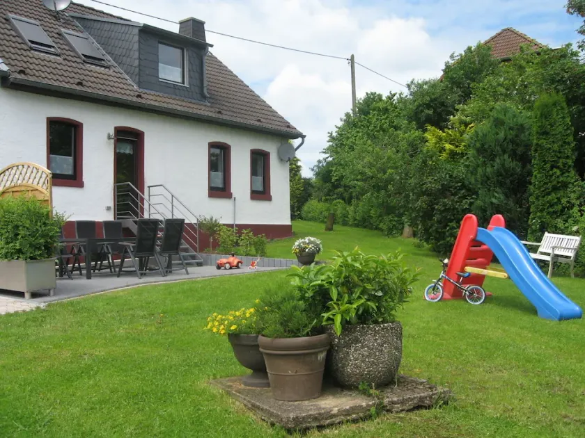 La nostra casa con 7 camere ti offre molto spazio per le tue vacanze su 120m2 - Image 1