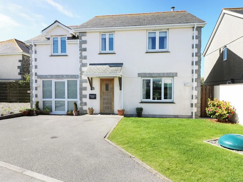 Ridgeback House - Image 1