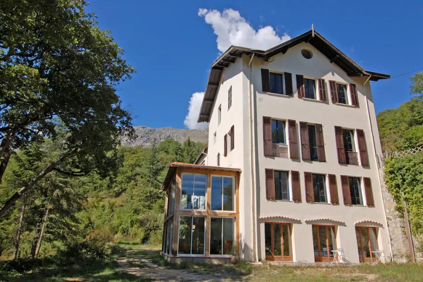 Luxuriöse Herrenhaus am Fluss, 35 Min. von Nizza - Image 1