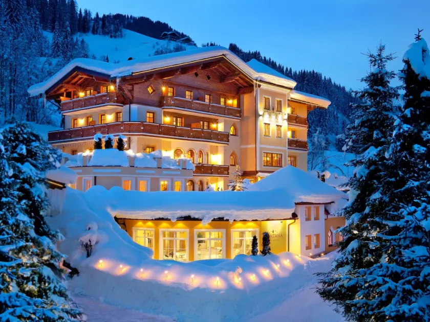 Apartment in Kleinarl near Ski Slopes - Image 1