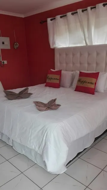 D&K Guest House - Image 1