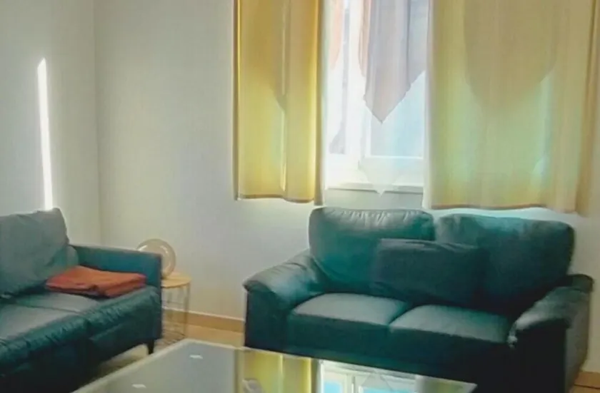 The ideal apartment in the historic heart of Elbeuf - Image 1