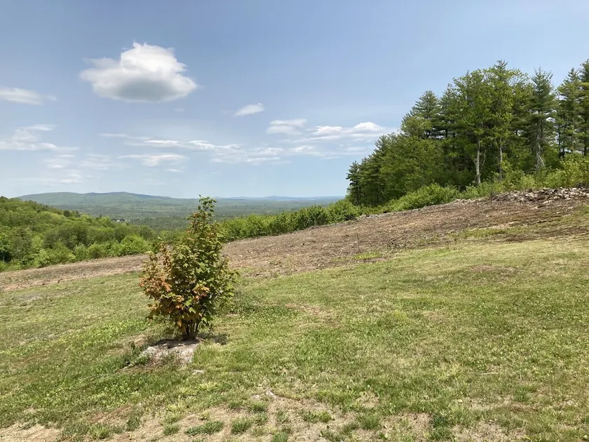This cozy apartment is situated on 20 acres with a distant view of Sebago Lake. - Image 1