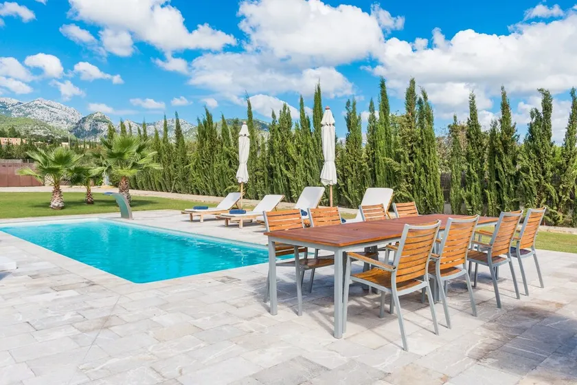 Luxury Property with Pool – Villa Ses Rentadores - Image 1