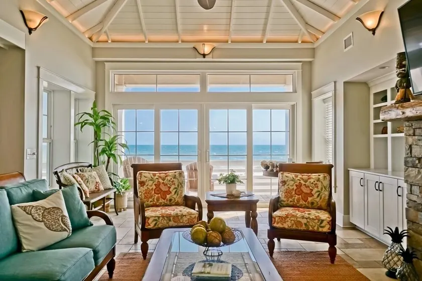 Cinnamon Sands home - Image 1