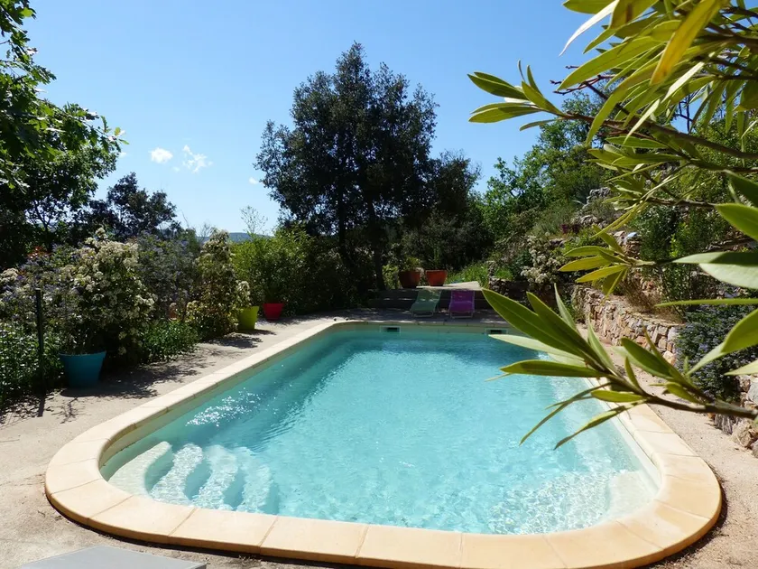 stort landsted med pool - Image 1