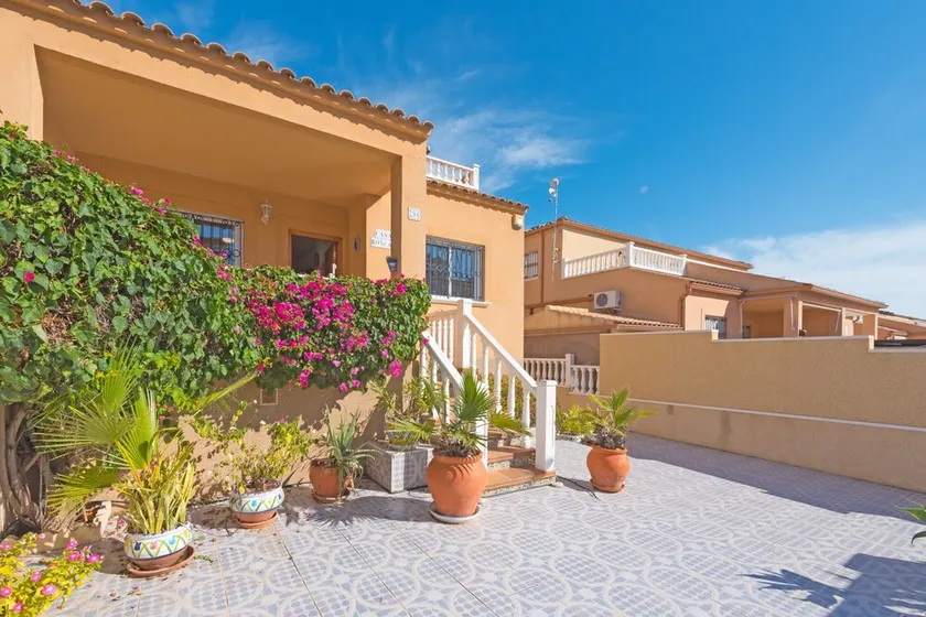  Holiday Home \"Casa Roncar\" with Sea View, Pool, Garden & Wi-Fi - Image 1