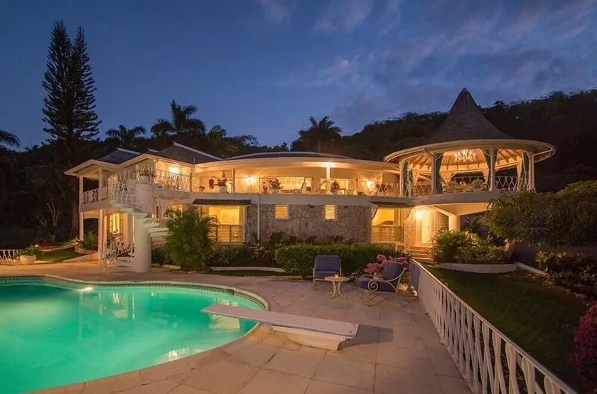 Round House Luxury villa - Image 1