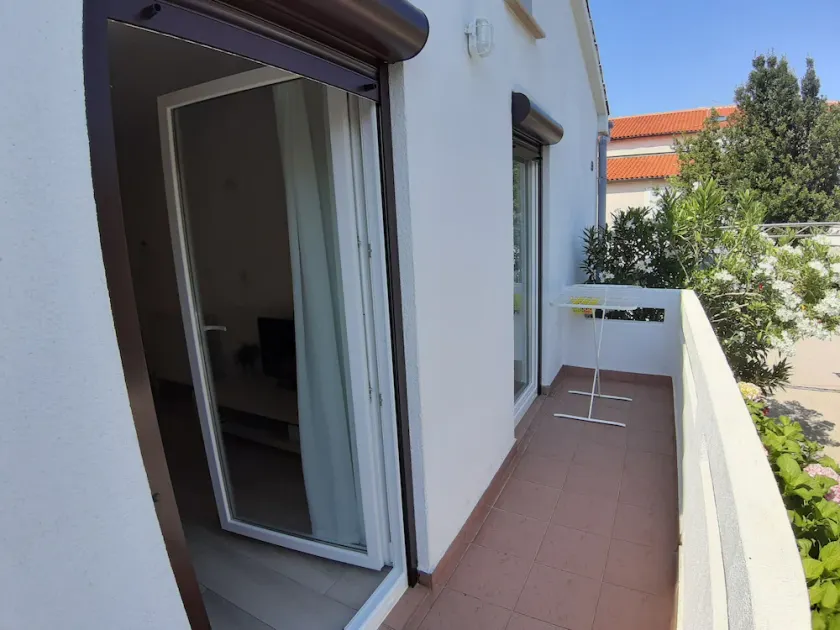 Apartment Nikolina - Image 1