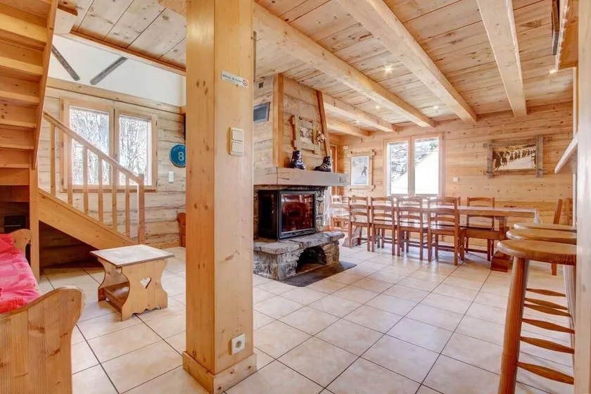 200m from ski slopes, 1st floor, terrace, balcony, fireplace or stove, tv, 100m², Morzine - Image 1