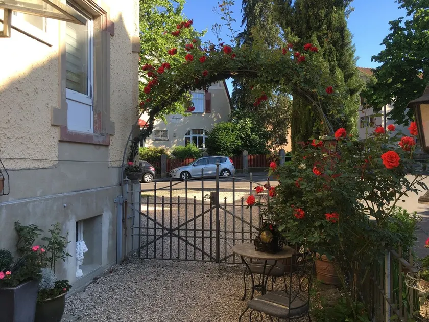 Ferienwohnung \"Seerose\" in Bodenseenähe mit WLAN, Balkon & Garten - Image 1