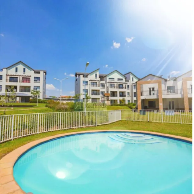 A Modern and Relaxed Condo in the leafy suburb of Dainfern... - Image 1