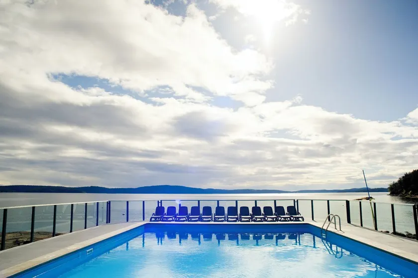 Seaside Snug at Inn of the Sea - Image 1