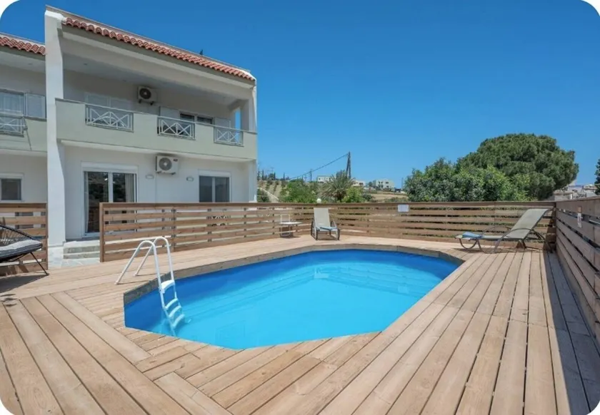 SPACIOUS HOUSE WITH PRIVATE POOL 5' WALKING TO THE BEACH: VILLA MELENIA 1 - Image 1