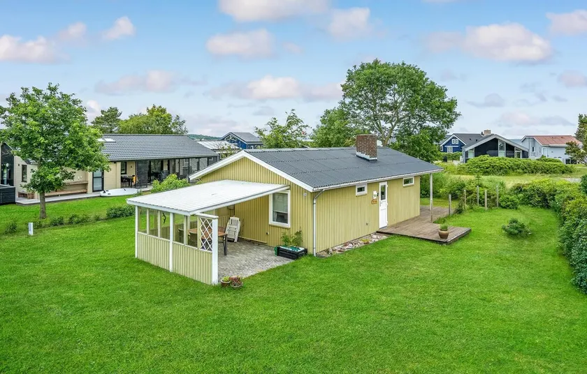 2 Bedroom Awesome Home In Juelsminde - Image 1