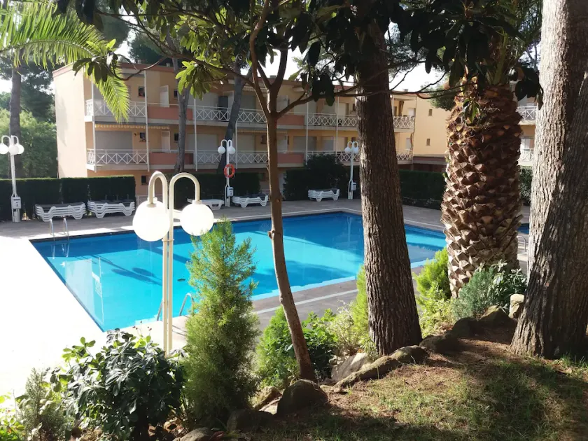 Appartament à côte de la Crique du Pi.  Résidence familier. Vue sur piscine. - Image 1
