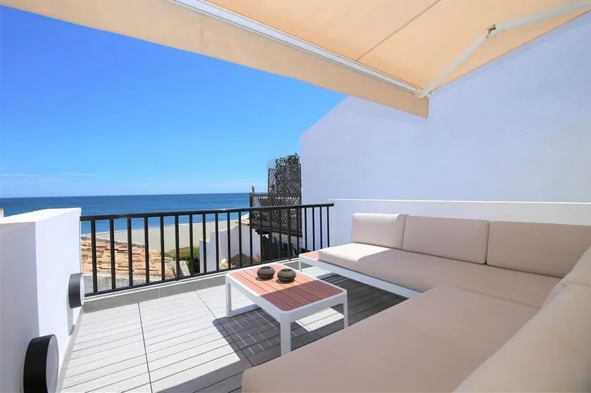 Beach house Estepona - Image 1