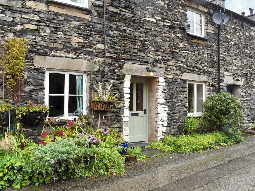 2 Schlafzimmer Unterkunft in Low Wood, near Ulverston - Image 1