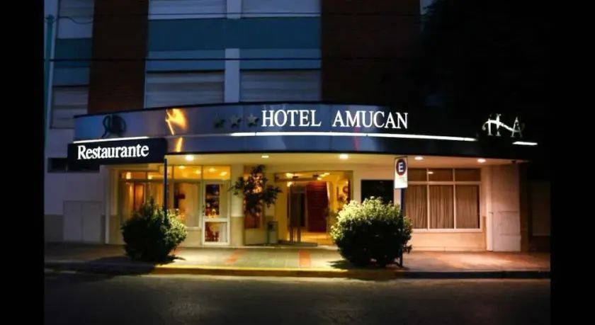 Hotel Amucan - Image 1