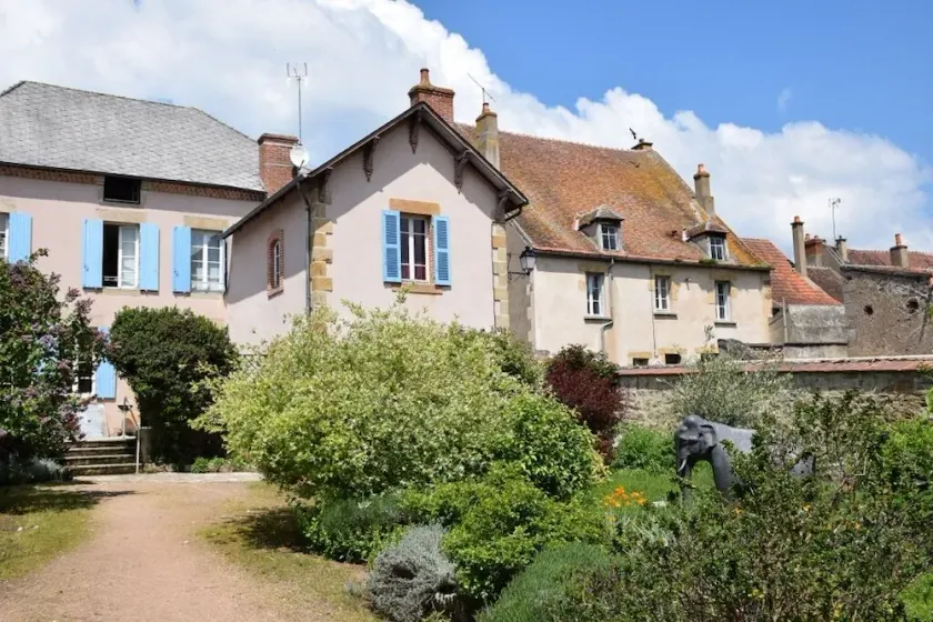 Clos Monade en el corazón de Bourbonnais - Image 1