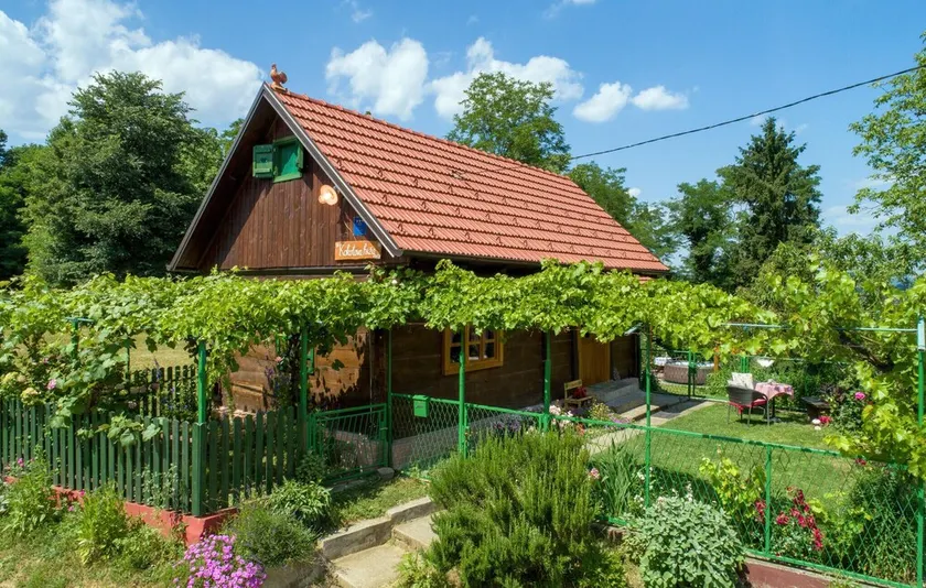 2 bedroom cozy home in Konjscina - Image 1