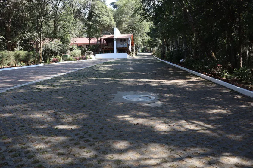 Hotel Senderos de Alux - Image 1