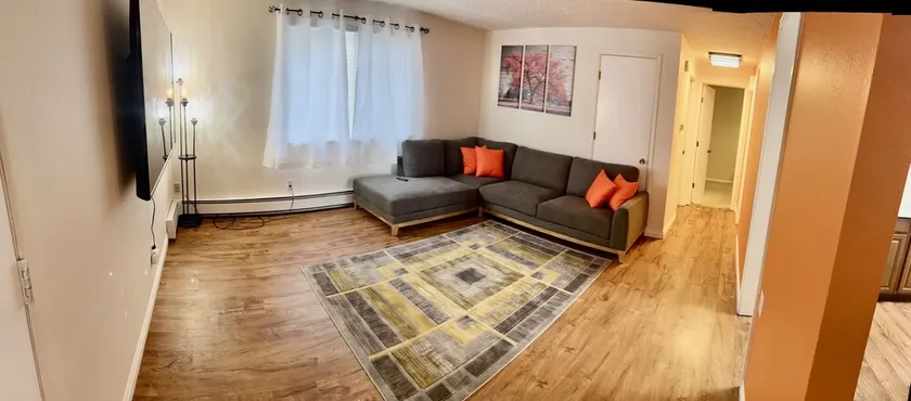 Lovely 2 bedroom, Minutes from down town! - Image 1