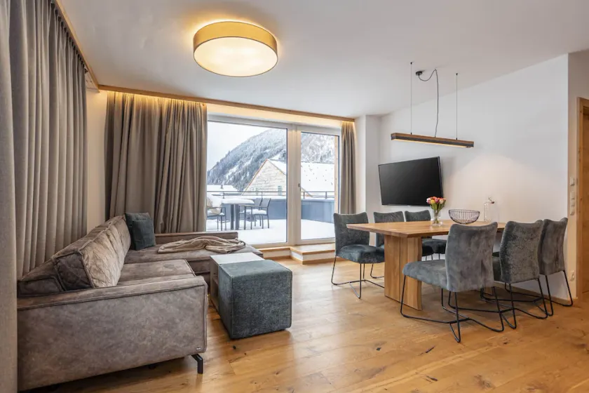 Apartment with 2 bedrooms - Image 1