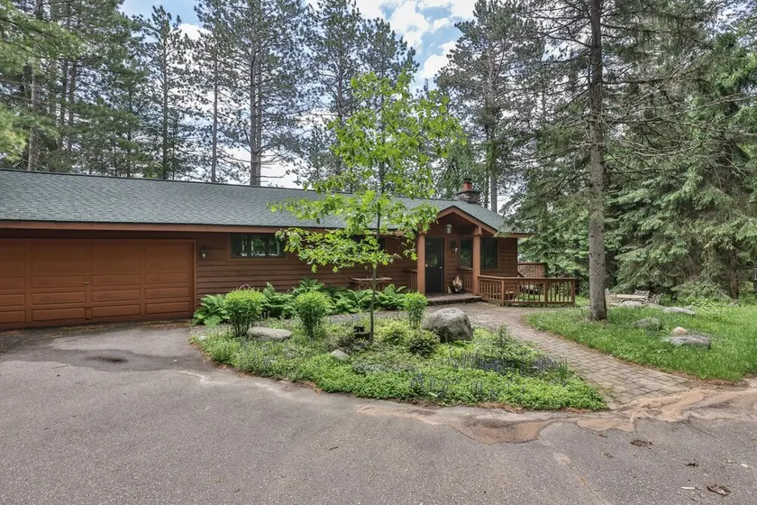 Stepaway Vacation Rentals- Schneider Cabin - Image 1