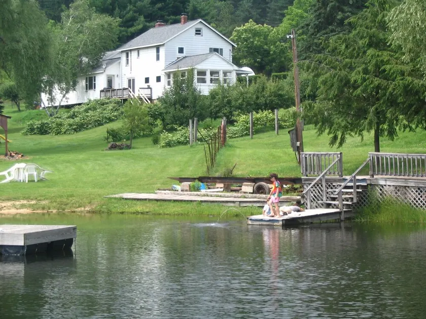 All-In-One Private Getaway! Country Mountains, Sandy Beach, Tons of Fun & Space! - Image 1