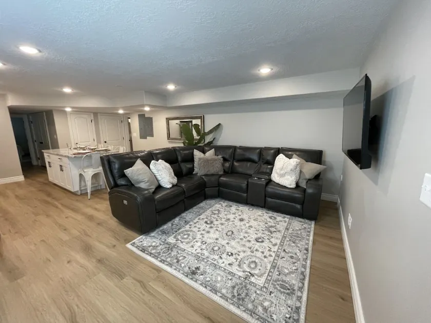 Your home away from home! - Image 1