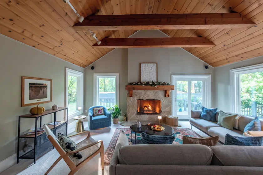 Ann Arbor Retreat with Hot Tub, Fireplace, and Gourmet Kitchen. - Image 1