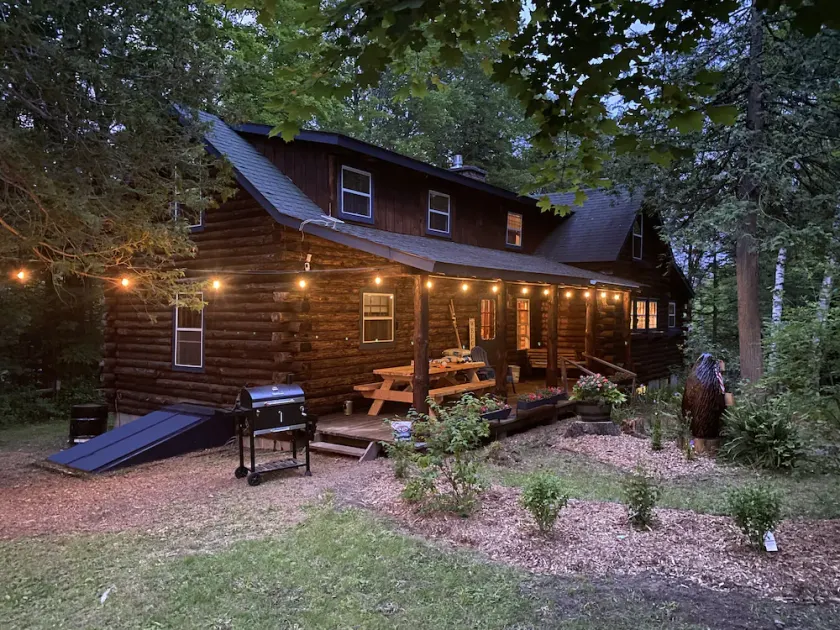 The perfect ADK log cabin getaway on 4 acres and 5 min. to town! - Image 1