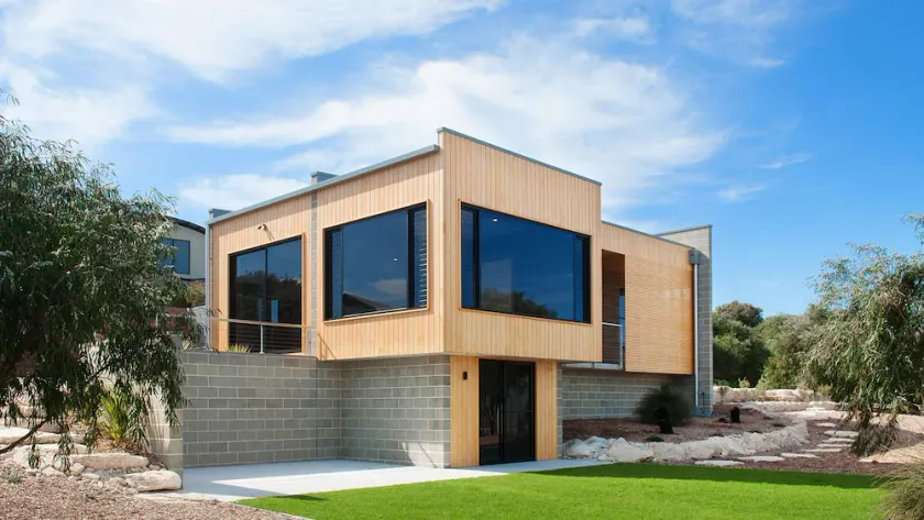39 Riedle Beach Studio - Image 1
