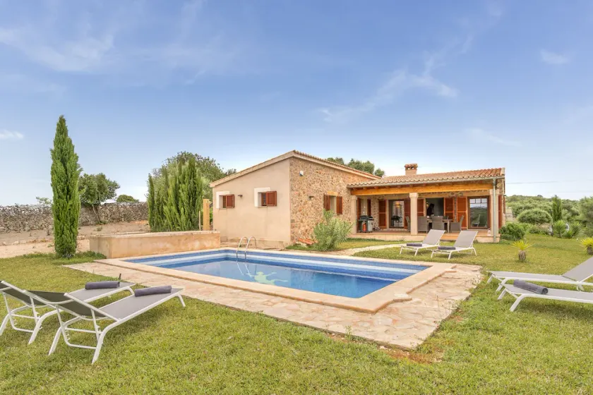 Casa Otonyo - finska med natursten med privat pool mellan Sineu och Ariany - Image 1