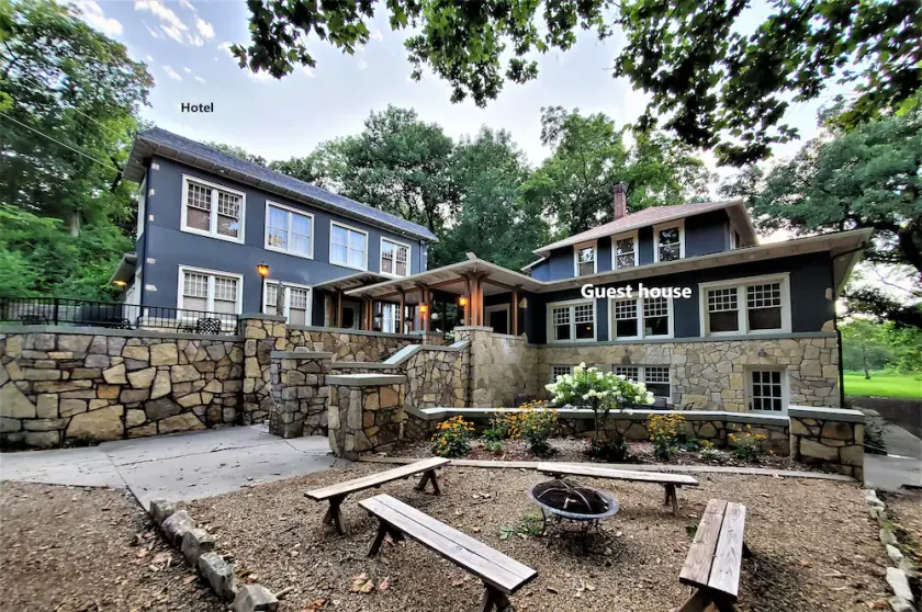 Entire Restored 10 bedroom Hotel!  Located on 62 acre resort - Image 1