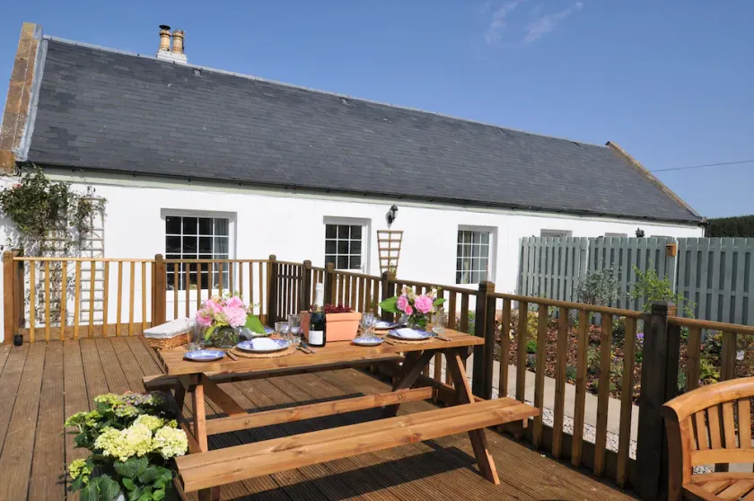 Cosy Country Cottage in Burns Country, close to the Ayrshire Beaches - Image 1