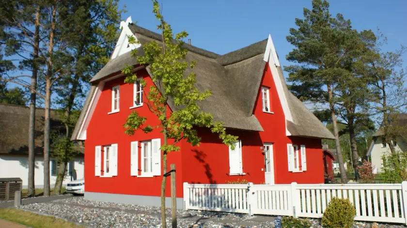 Beautiful, elegant holiday home \"Svantovit\" in a prime location in Glowe - Image 1