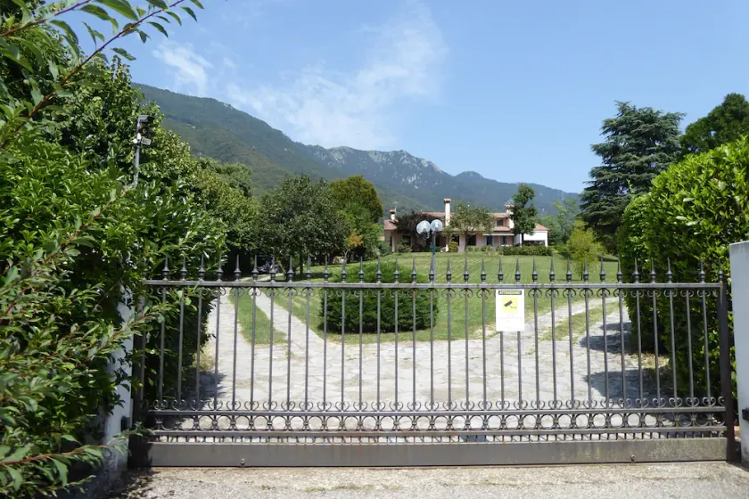 Villa Rosa - Image 1