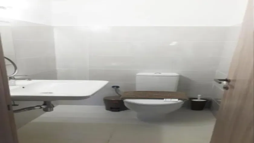 Zana is a modern, and spacious place located at the heart of the tourist area. - Image 1