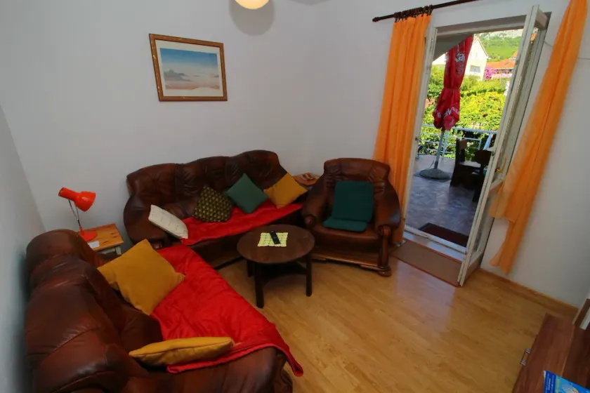 Apartment Domestic - Image 1