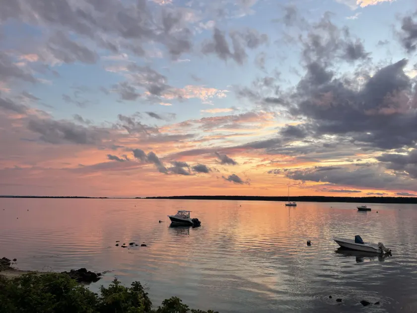 Brand new private  beachfront home in Mashpee on Waquoit Bay - Image 1