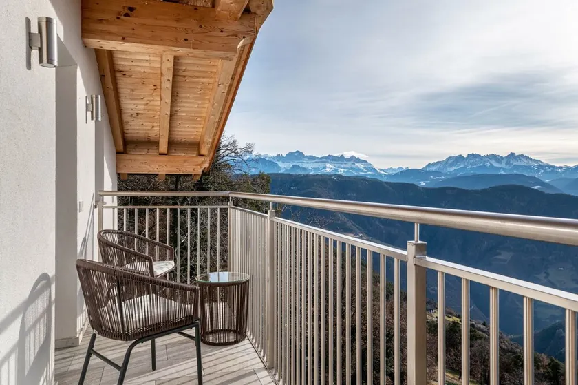 Ferienwohnung \"Reiterhof Gaia\" mit Bergblick, Privatem Garten und WLAN - Image 1