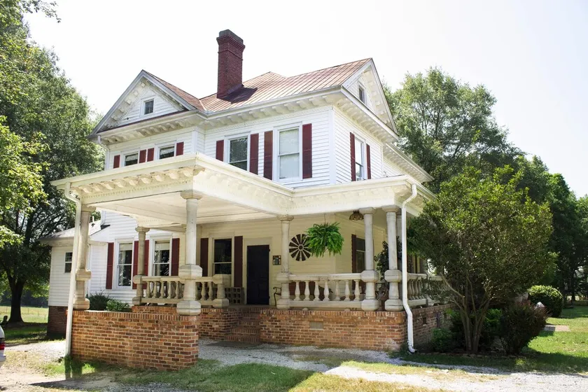 Craytonville Historic Estate & Farm - Image 1