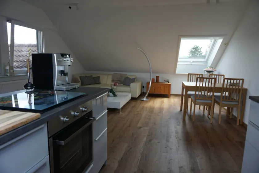 Cozy vacation apartment in a quiet location on the Main Valley cycle path with parking space and wallbox - Image 1
